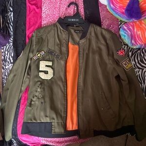 Cute army Jacket for the fall 🥰🥰👌🏽